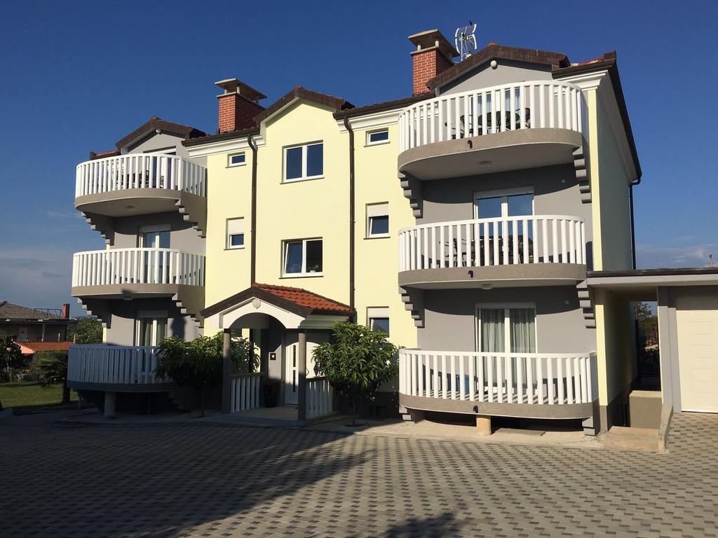 Apartments Barbic Umag Eksteriør bilde